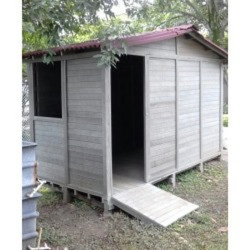 caseta en madera plastica